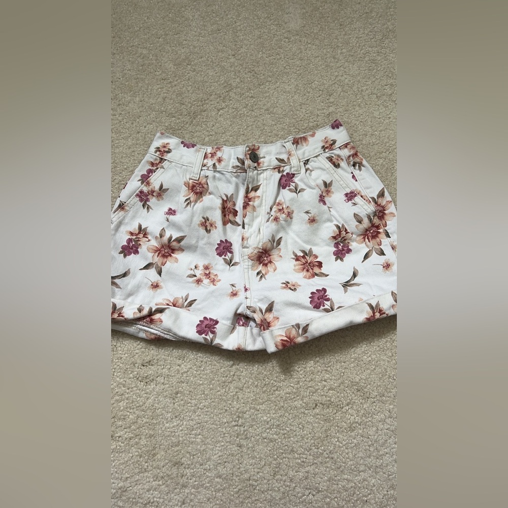 American Eagle white floral denim shorts